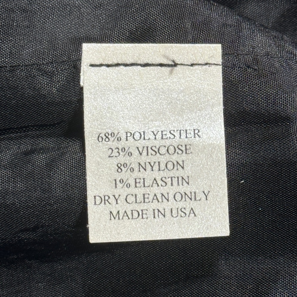 Woman’s Caroline Rose Zip Up Vest Size Medium - Picture 6 of 6
